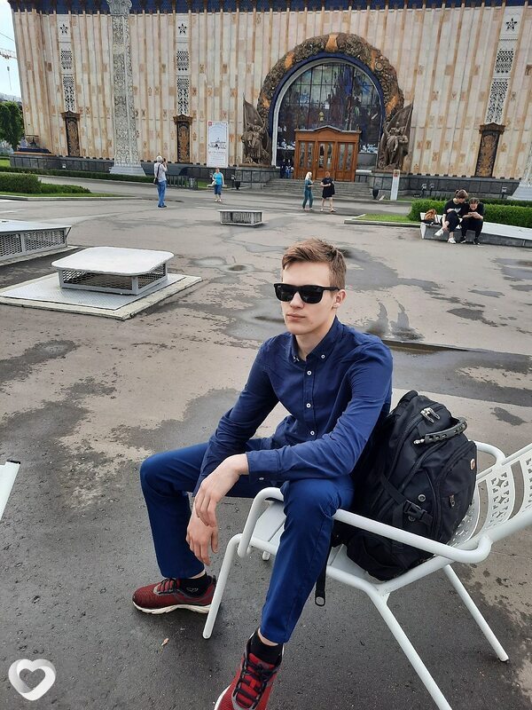 Егорка, 21, Москве — анкета №2868272