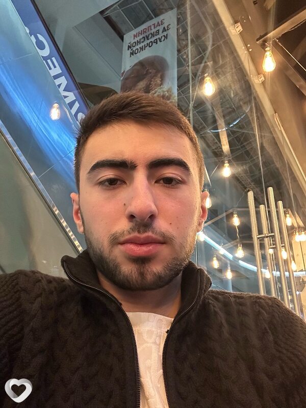 Айк, 22, Москве — анкета №2868468