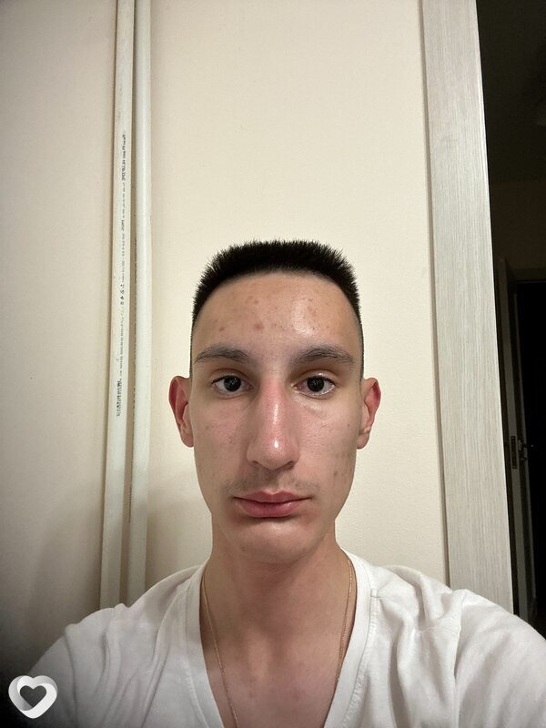 Константин, 19, Орёл — анкета №2868662