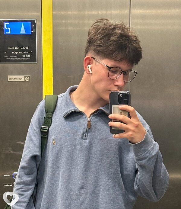 Иван, 25, Москве — анкета №2868730