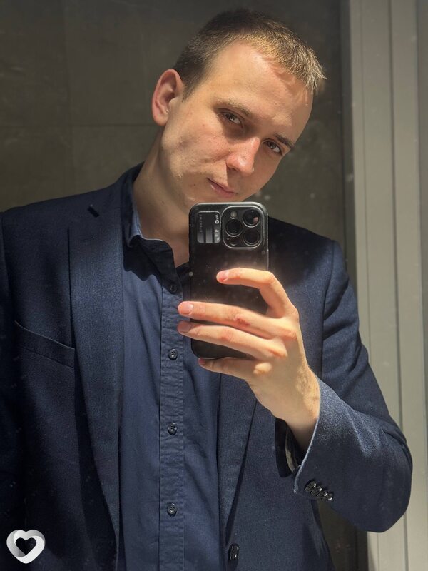 Артём, 23, Донецке — анкета №2868917