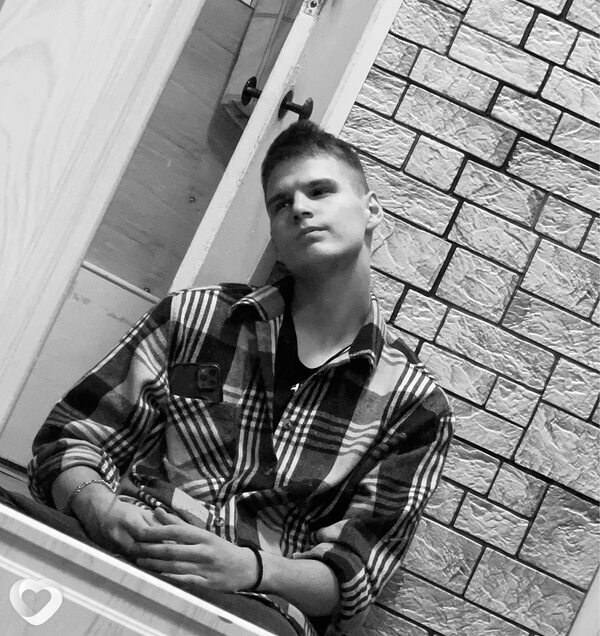 Андрей, 20, Владивостоке — анкета №2869536