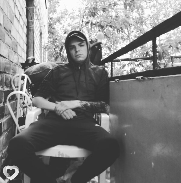 Максим, 28, Арамиле — анкета №2869965