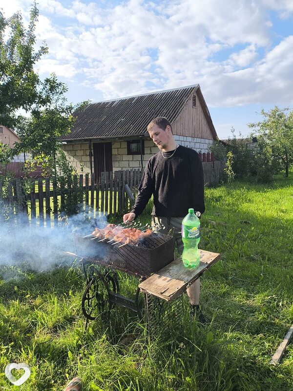 Антон, 23, Тамбове — анкета №2870210