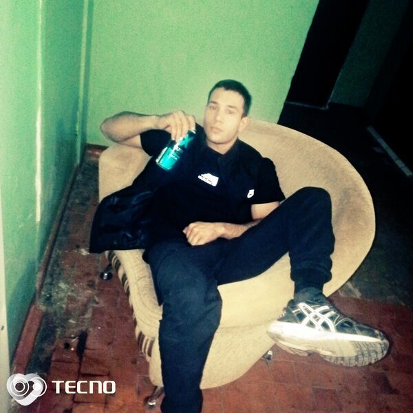 Oleg, 21, Красноярске — анкета №2870263