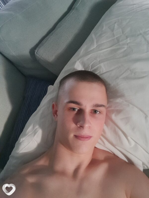 Владислав, 18, Алматы — анкета №2870539