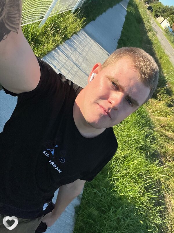 Дмитрий, 24, Калининграде — анкета №2870788