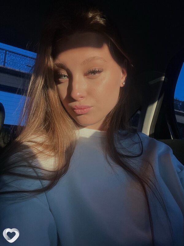Анастасия, 21, Екатеринбурге — анкета №2870823