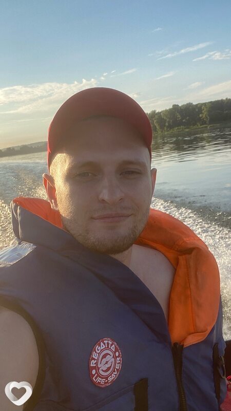 Илья, 28, Кемерове — анкета №2871261