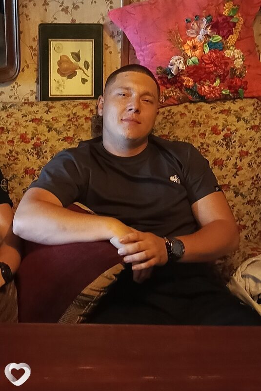 Виктор, 26, Энгельсе — анкета №2871414
