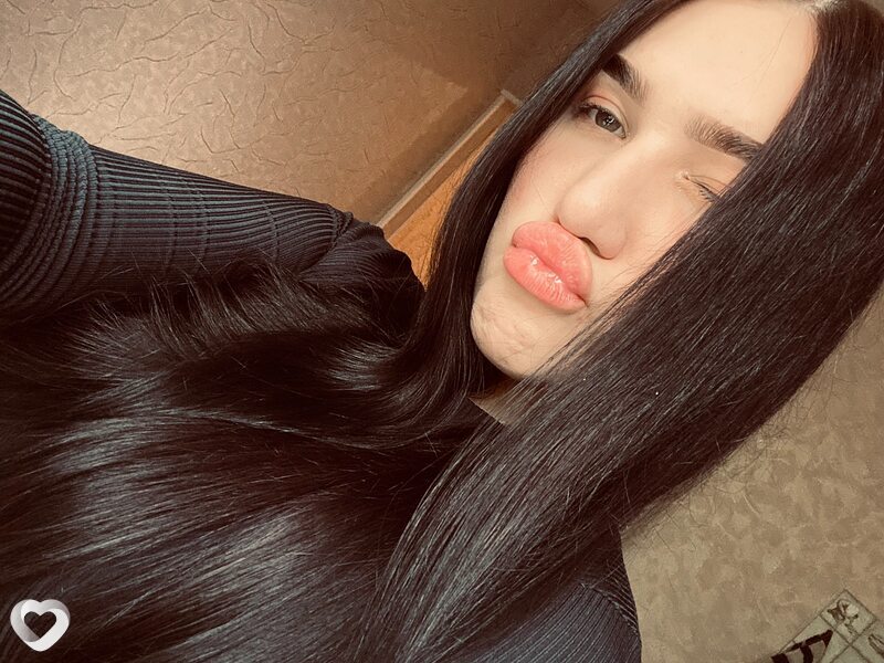 Олеся, 22, Солигорске — анкета №2871772