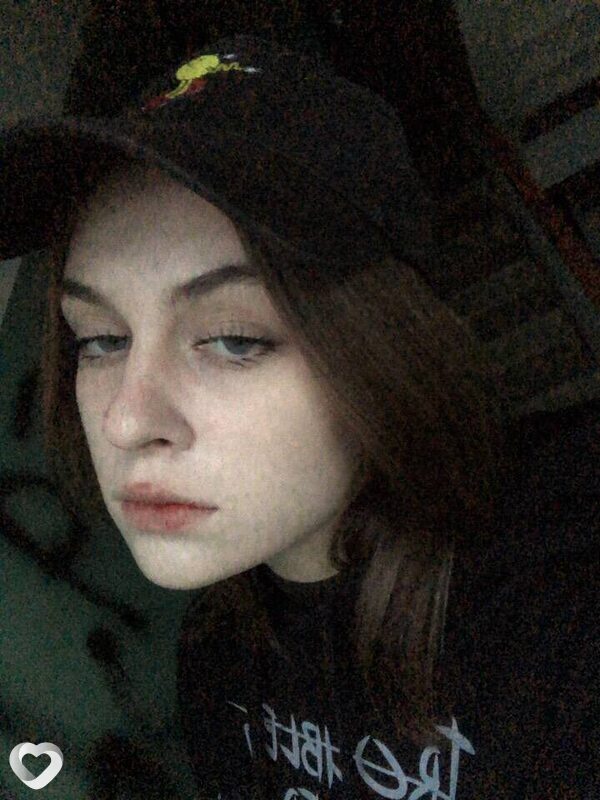 Карина, 21, Ростове-на-Дону — анкета №2871812