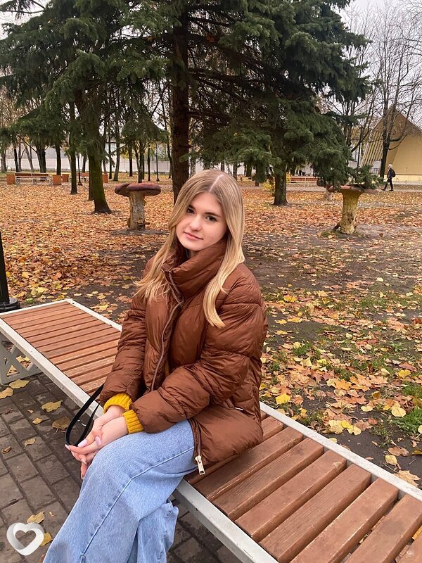 Алина, 23, Санкт-Петербурге — анкета №2872046