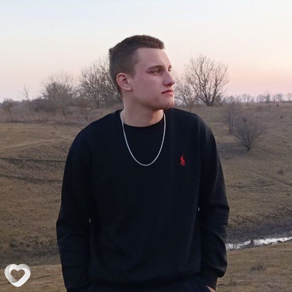 Виктор, 20, Севастополе — анкета №2872051