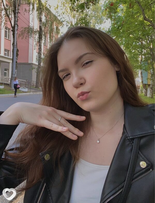 Ульяна, 21, Ярославле — анкета №2872053
