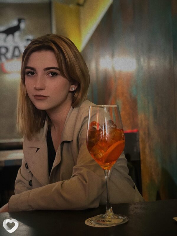 Катя, 25, Томске — анкета №2872984