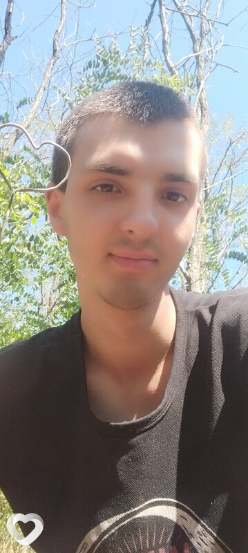 Юрий, 22, Волгограде — анкета №2873073