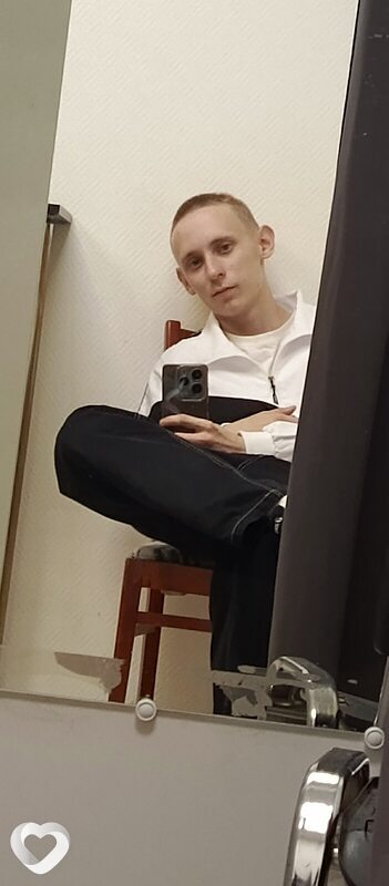 Артур, 19, Москве — анкета №2873556