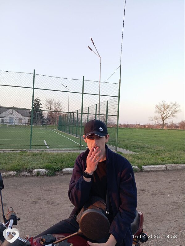 Артем, 23, Мариуполе — анкета №2873997