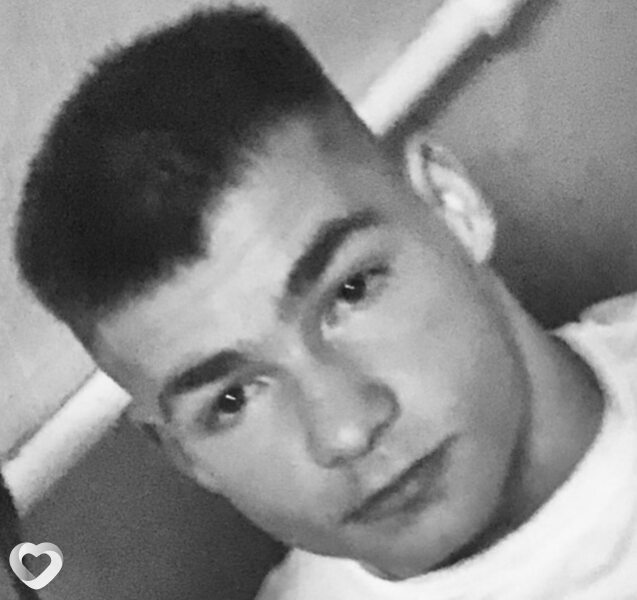 Евгений, 22, Могилев — анкета №2873999