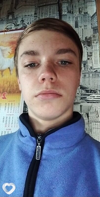 Илья, 19, Витебске — анкета №2874402