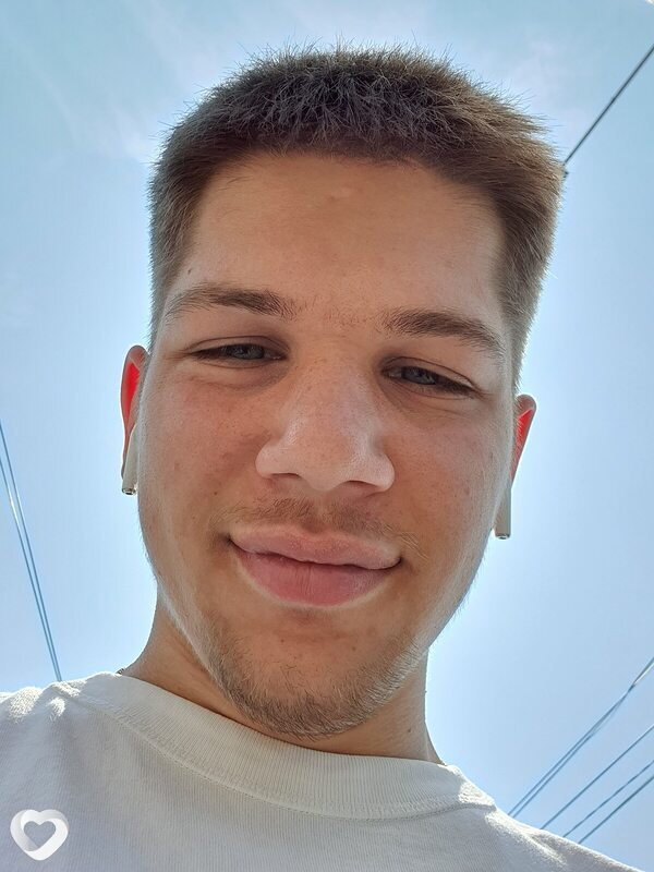 Виталий, 22, Владивостоке — анкета №2874999