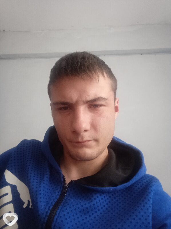 Олег, 27, Красноярске — анкета №2874506