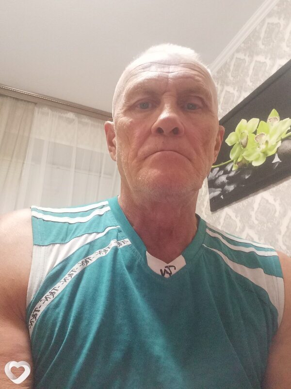 Олег, 60, Белгороде — анкета №2874967