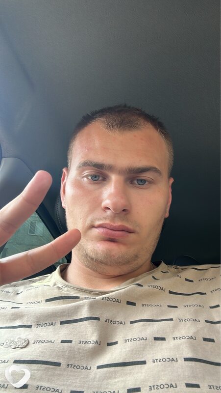 Виктор, 26, Ростове-на-Дону — анкета №2875308