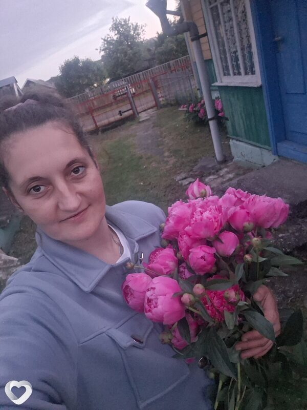 Юлия, Столбцы