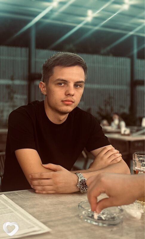 Дмитрий, 23, Шахтах — анкета №2875762