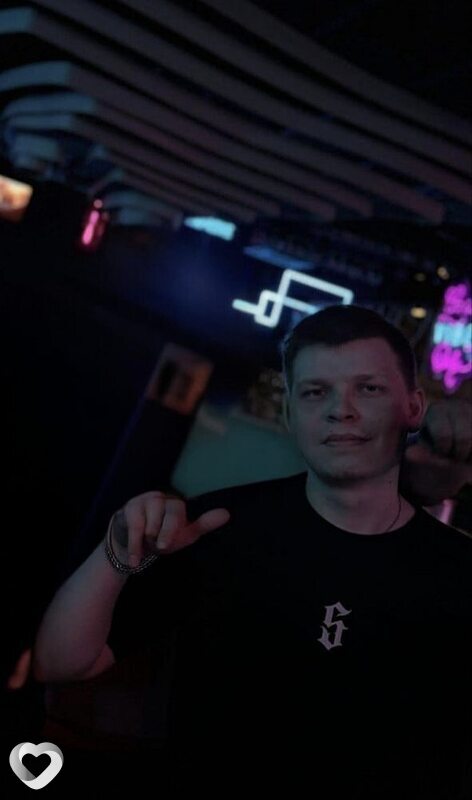 Артур, 28, Новосибирске — анкета №2875937
