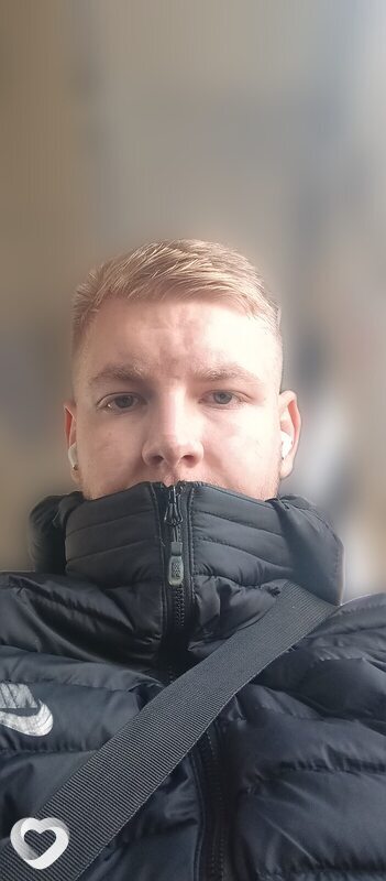 Артём, 21, Новосибирске — анкета №2876136