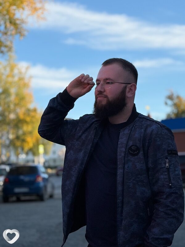 Миша, 27, Екатеринбурге — анкета №2876214