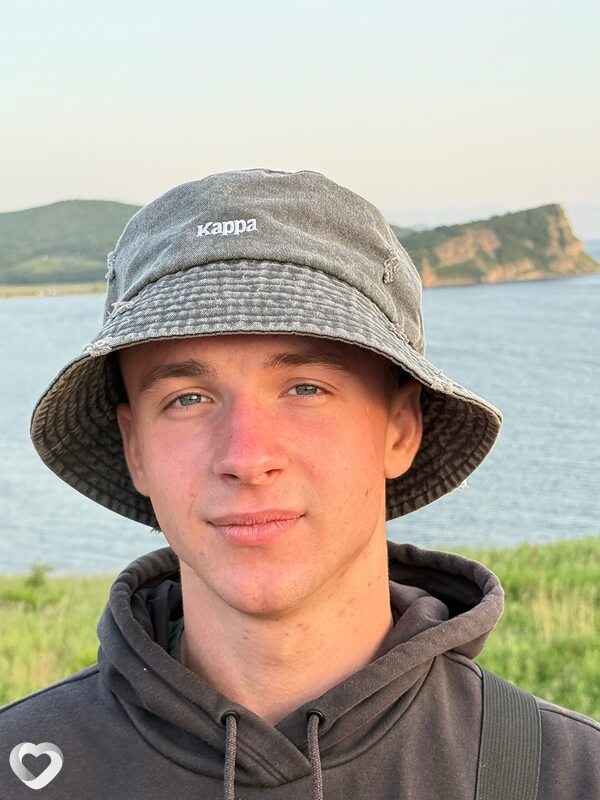 Леонид, 20, Ульяновске — анкета №2876333