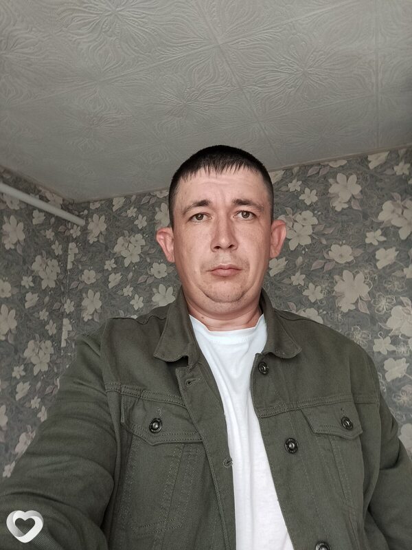 Юрий, 34, Омске — анкета №2876993