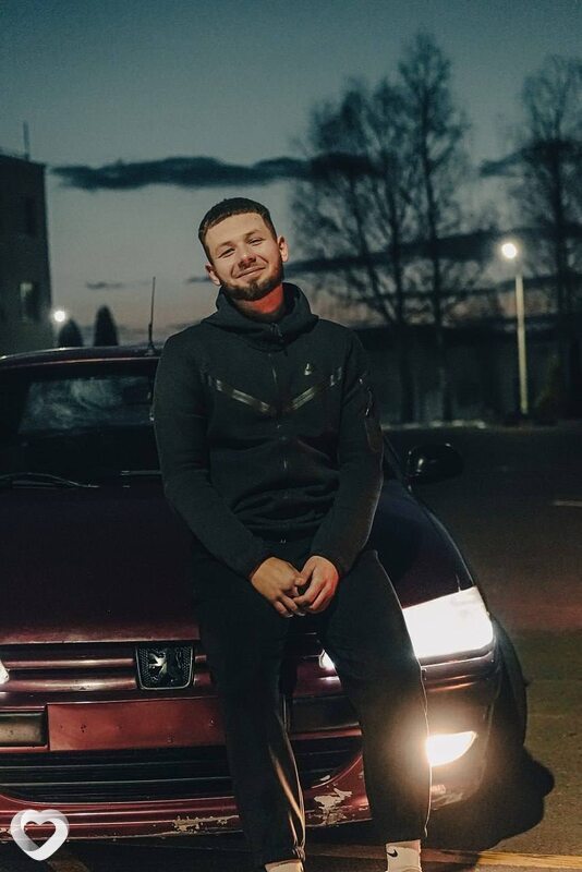 Максим, 22, Могилев — анкета №2876967