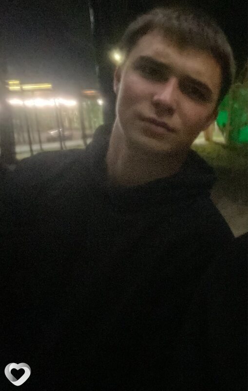 Артур, 19, Сургуте — анкета №2878233