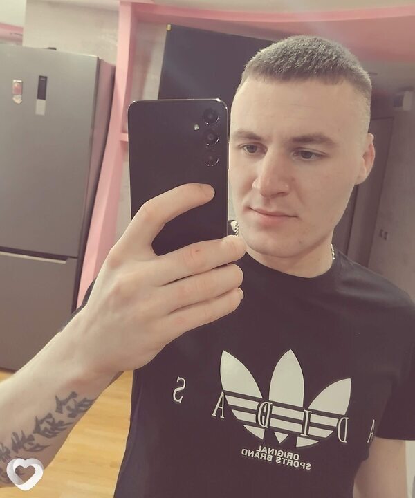 Максим, 24, Черемхове — анкета №2879084