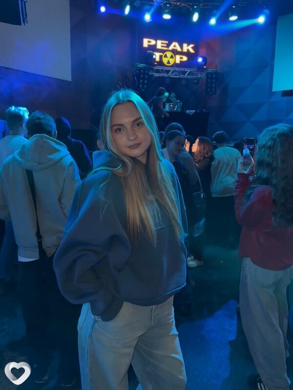 Лера, 21, Минске — анкета №2878948