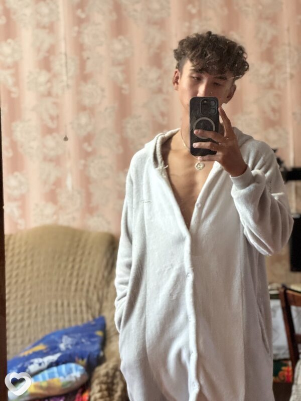 Жанат, 20, Сатке — анкета №2879068