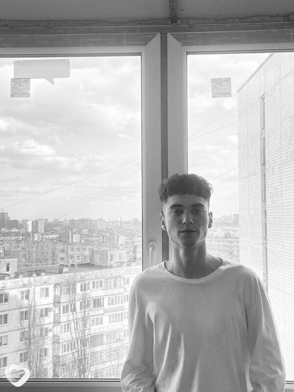 Данил, 21, Альметьевске — анкета №2879377