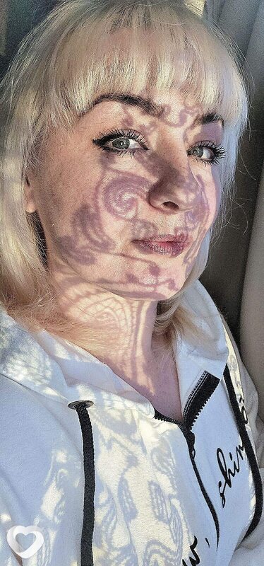 Елена, Покров