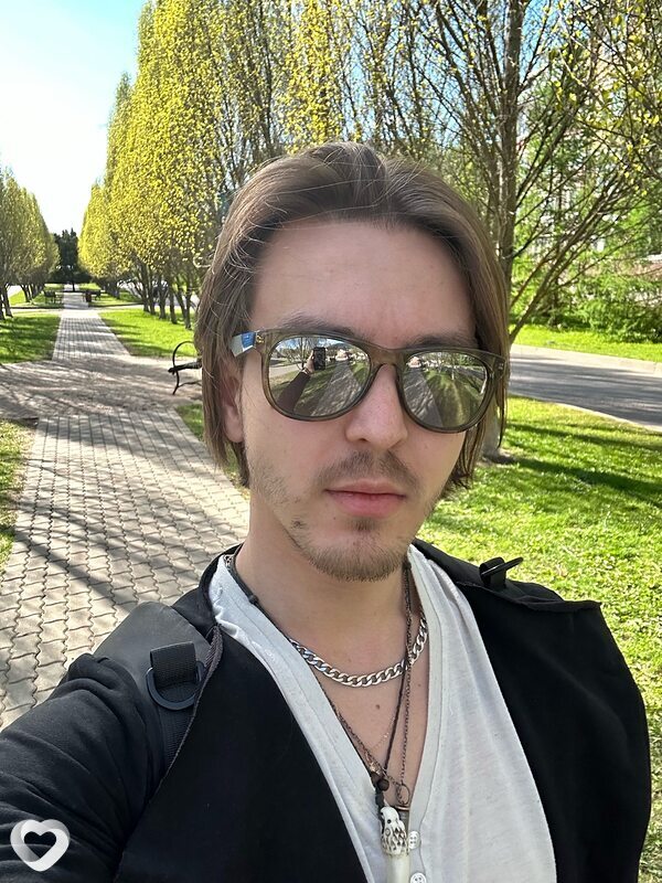 Александр, 25, Москве — анкета №2879319
