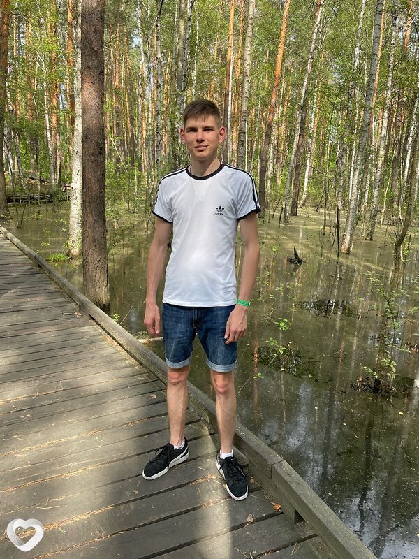 Дмитрий, 24, Курске — анкета №2879453