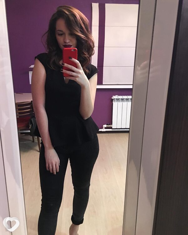 Елена, 27, Благовещенске — анкета №2879904