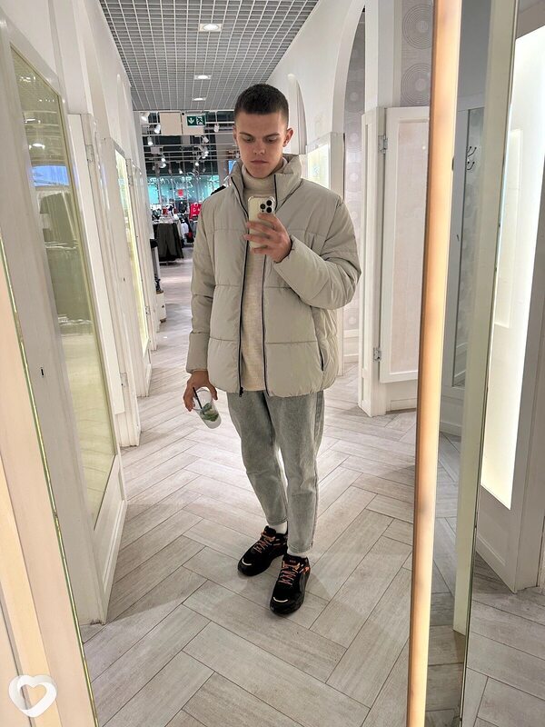Валентин, 23, Москве — анкета №2879718