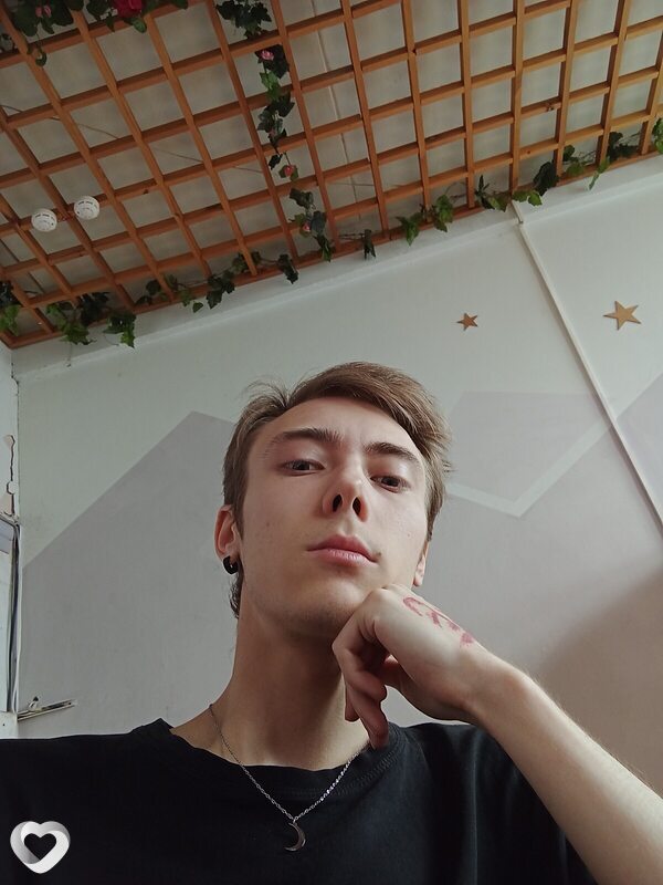 Юрий, 23, Екатеринбурге — анкета №2880344