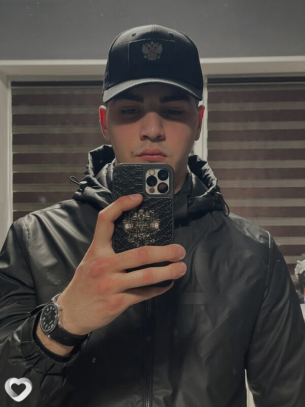 Ашот, 24, Иркутске — анкета №2880473