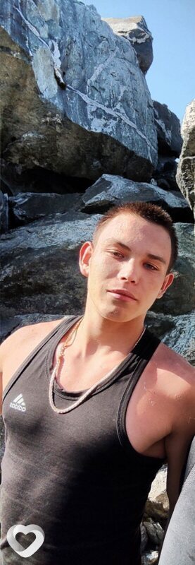 Евгений, 21, Саратове — анкета №2880587